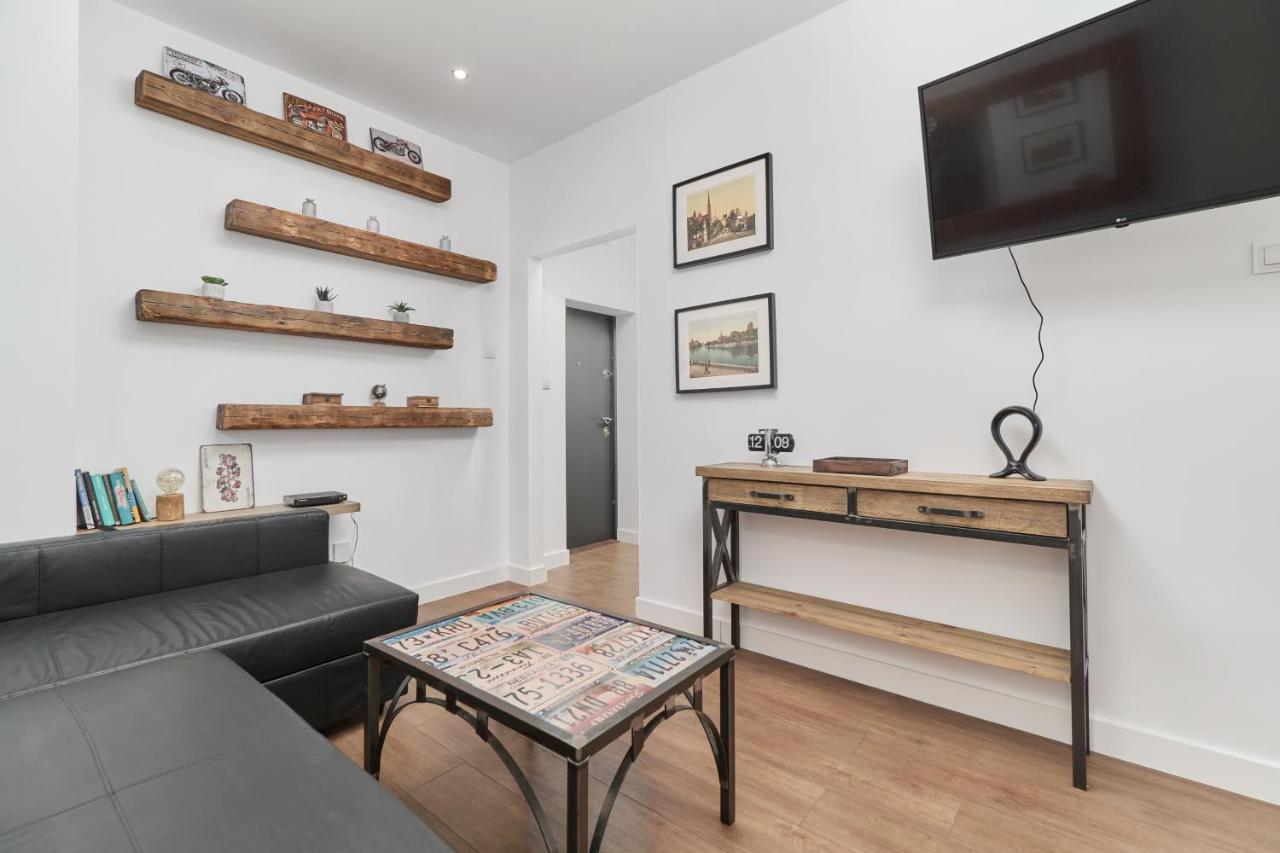 City Center Studio Wroclaw By Noclegi Renters Bagian luar foto