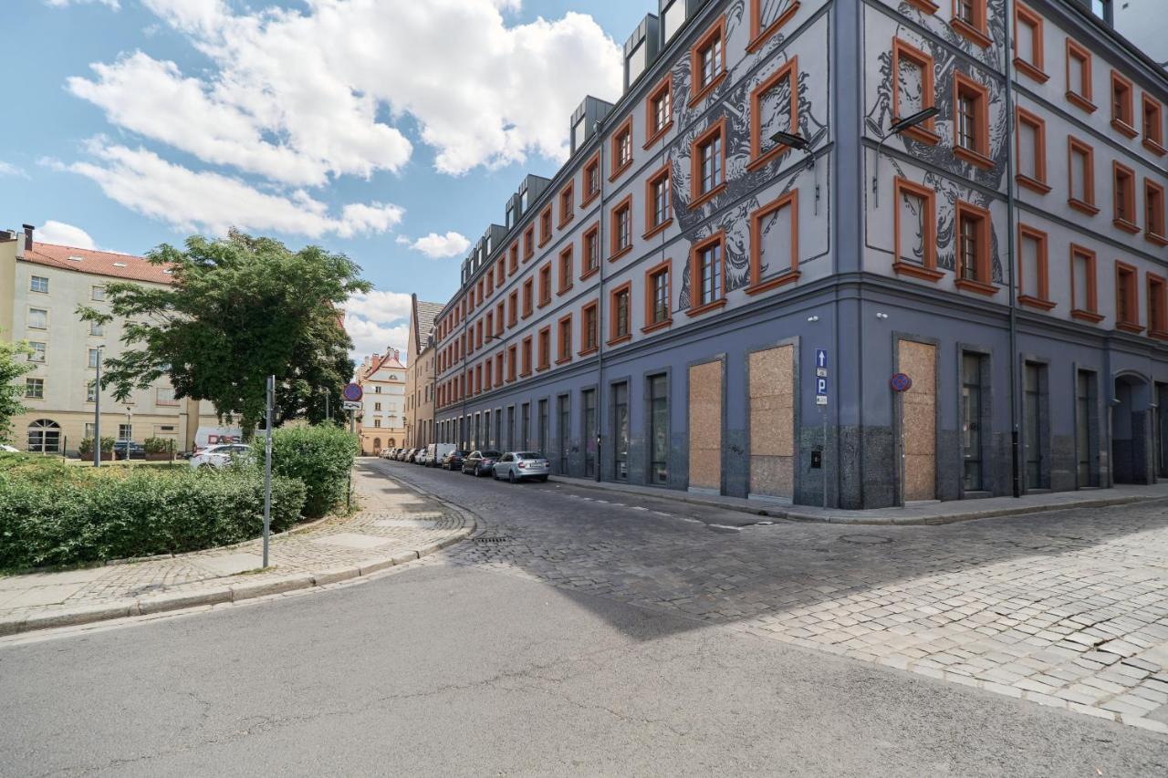 City Center Studio Wroclaw By Noclegi Renters Bagian luar foto