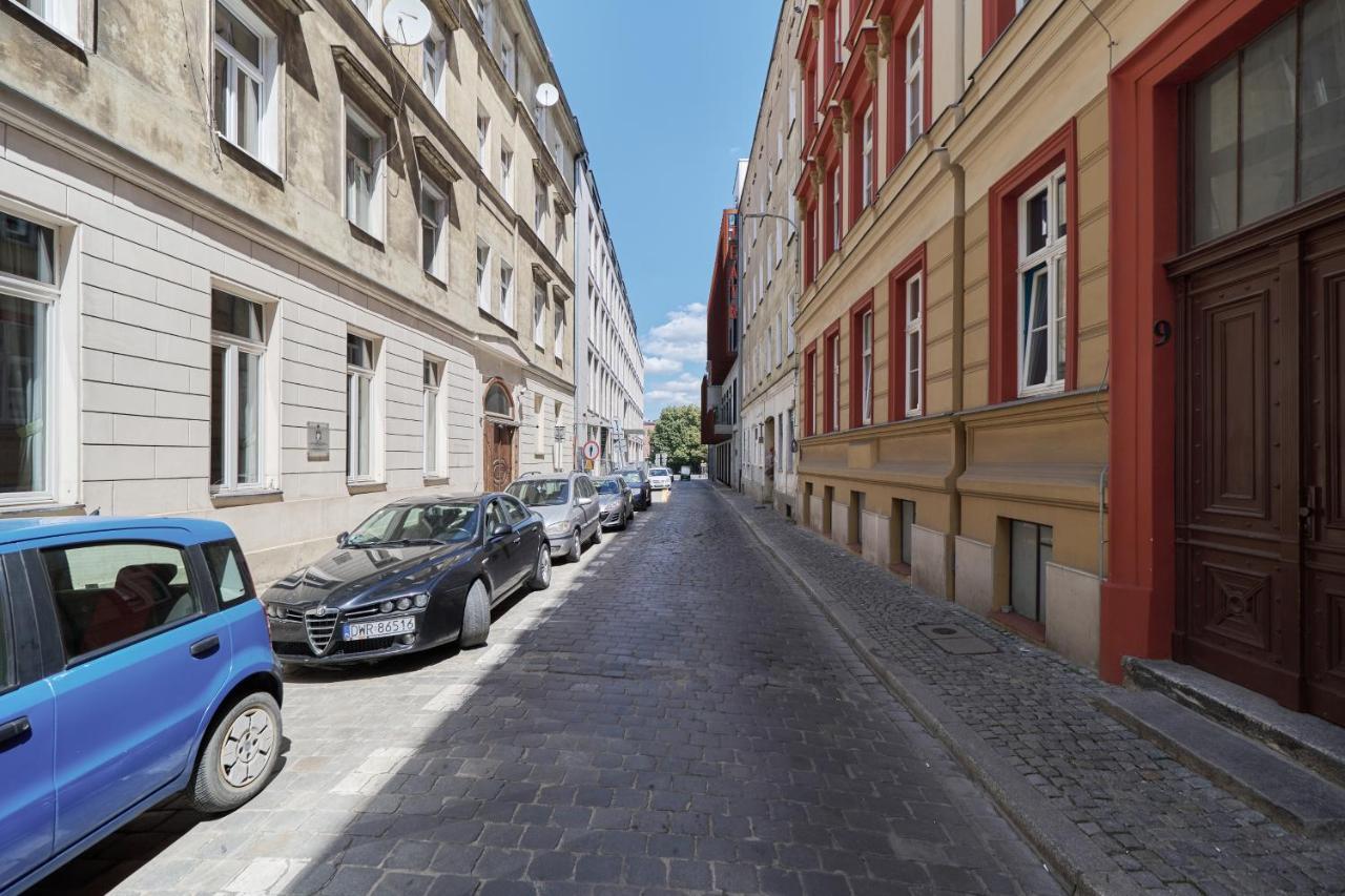 City Center Studio Wroclaw By Noclegi Renters Bagian luar foto