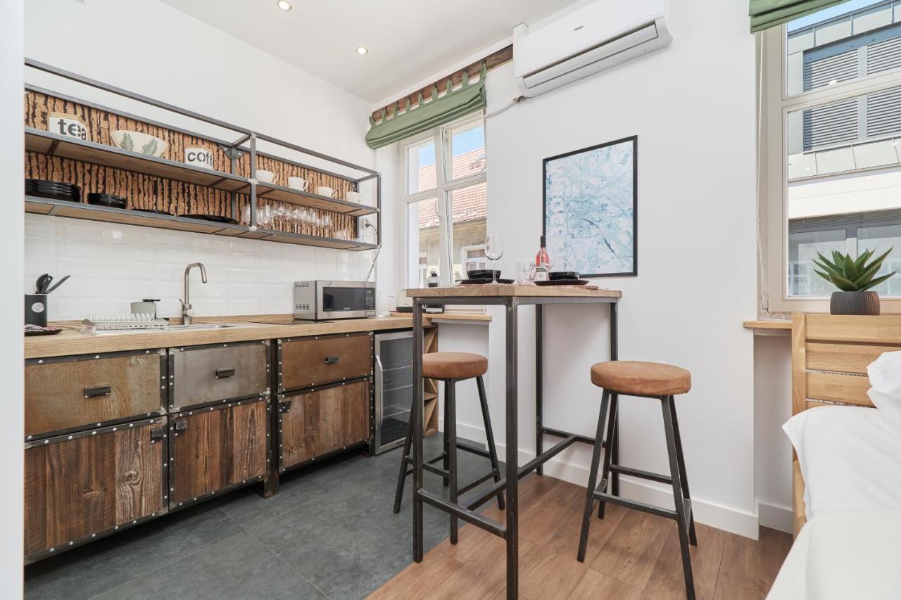 City Center Studio Wroclaw By Noclegi Renters Bagian luar foto